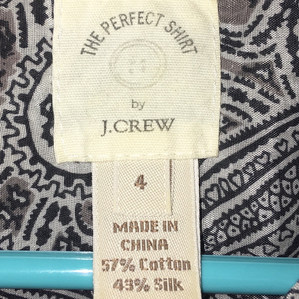 J. CREW | PAISLEY BUTTON DOWN - Picture 3 of 3